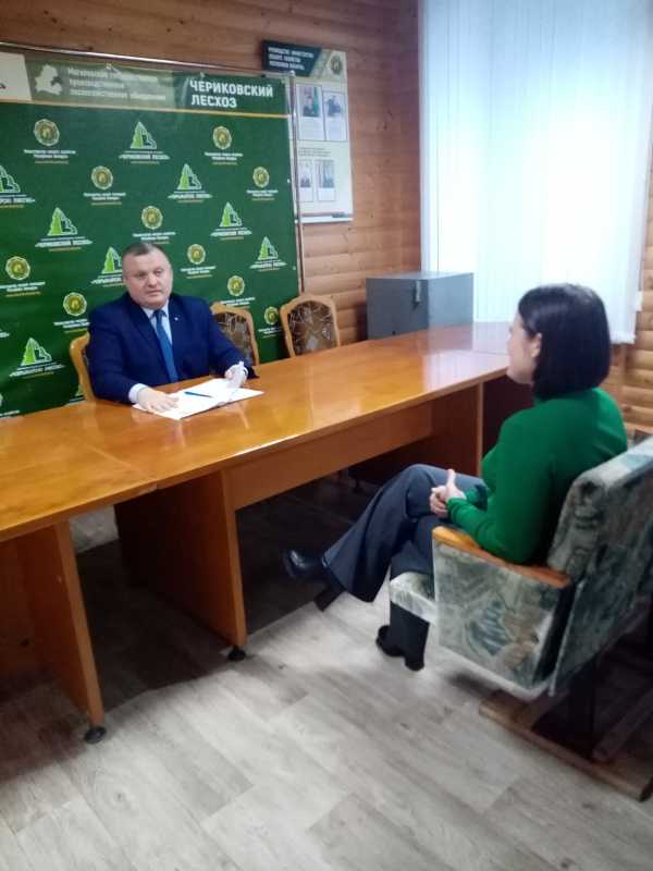 Профсоюзные юристы на страже прав граждан: Правовой приём в Чериковском лесхозе