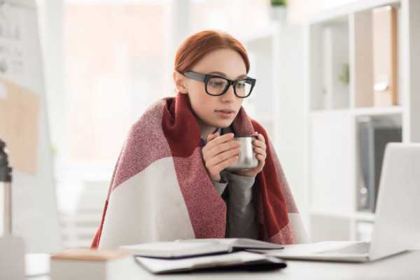 НА РАБОТЕ СЛИШКОМ ХОЛОДНО? В ПРОФСОЮЗАХ РАССКАЗАЛИ, ЧТО ДЕЛАТЬ 