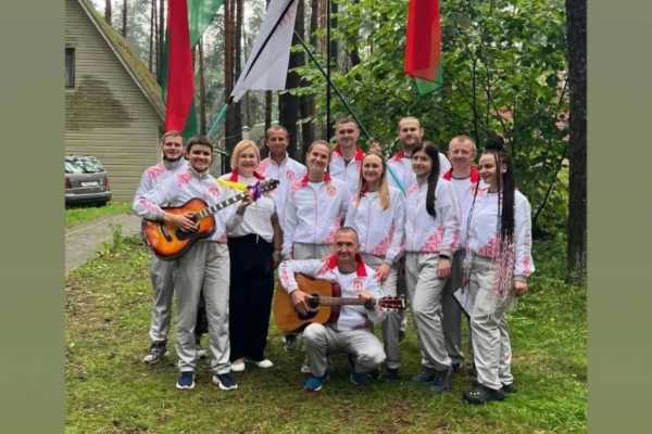 "Спартак" покоряет "Лысую гору": Туристический слет в Шкловском районе