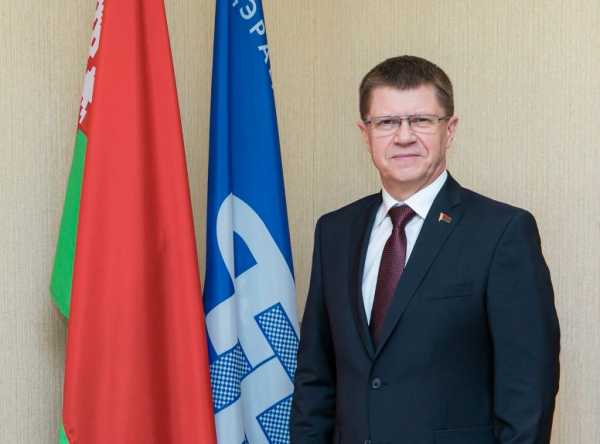 Юрий Сенько поздравил трудящихся лесной отрасли с Днем работников леса