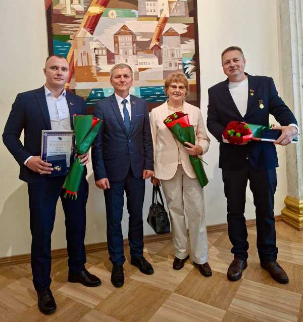 Награда за верность делу