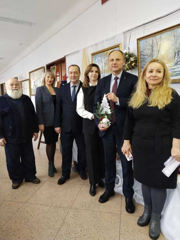 "Новогодний калейдоскоп": Когда творчество становится "экзаменом", объединяющим членов профсоюза!
