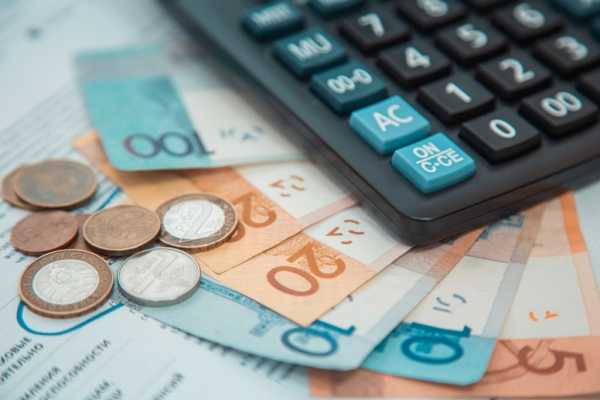 ДВАДЦАТИ СОТРУДНИКАМ ПРЕДПРИЯТИЯ НЕ ВЫПЛАТИЛИ ПРЕМИЮ. ЮРИСТ ПРОФСОЮЗА ПОМОГ ВОССТАНОВИТЬ СПРАВЕДЛИВОСТЬ