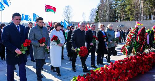 ТРАГЕДИИ ХАТЫНИ – 80 ЛЕТ. ПРОФСОЮЗЫ ПОЧТИЛИ ПАМЯТЬ ЖЕРТВ ГЕНОЦИДА